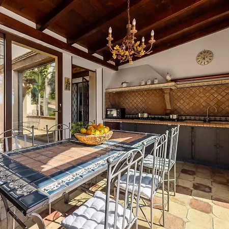 Casa Diamante By Domusicily Villa
